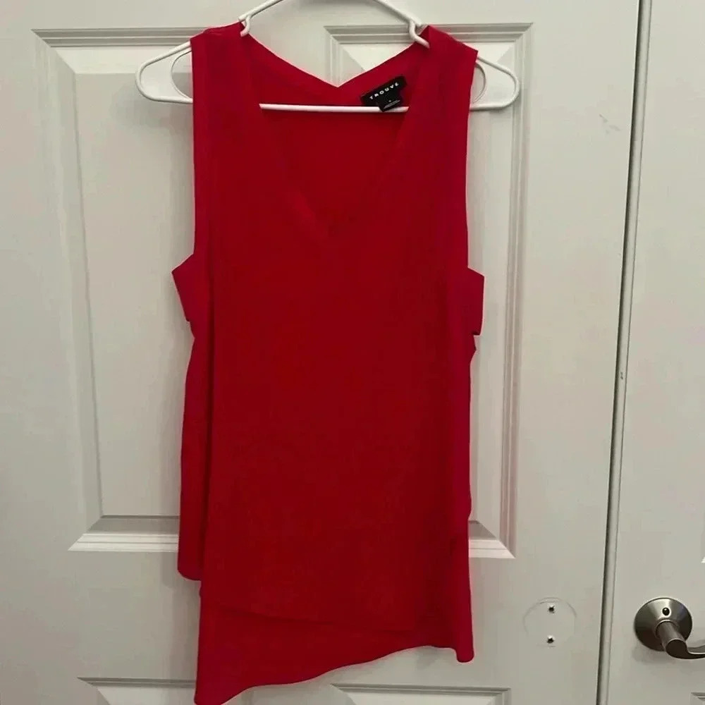 Trouvé 100% silk red v-neck strap side blouse shirt size small asymmetrical hem